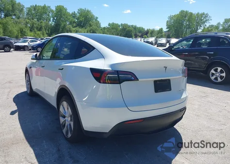 2023 Tesla Model Y Awd/Long Range Dual Motor All-Wheel Drive from USA, damaged, VIN 7SAYGAEE2PF642162